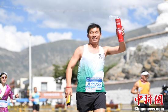 2024拉萨半程马拉松鸣枪开跑 第10张 2024拉萨半程马拉松鸣枪开跑 第10张