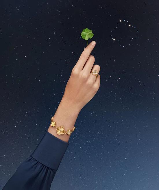 梵克雅宝全球涨价，为什么大家通宵排队买？  第40张