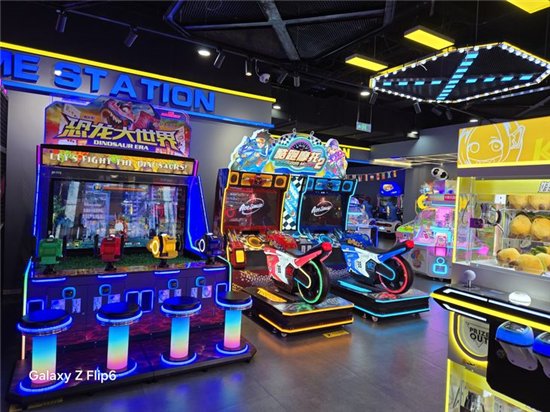 首款骁龙8 Gen3小折叠 三星Galaxy Z Flip6手机评测  第30张