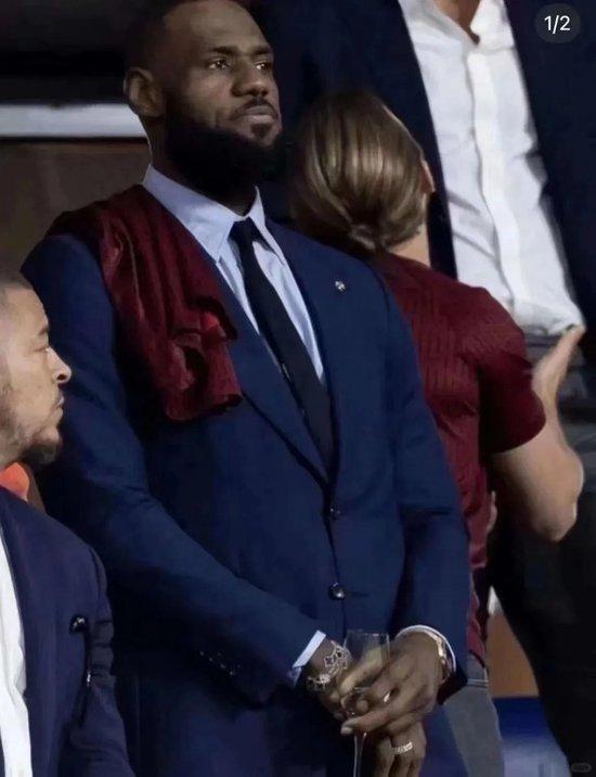 梵克雅宝全球涨价	，为什么大家通宵排队买？  第72张