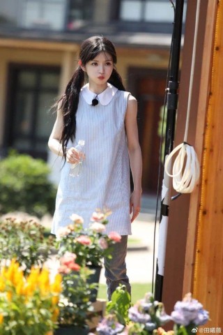 在真人秀里素颜出镜,她这么敢?