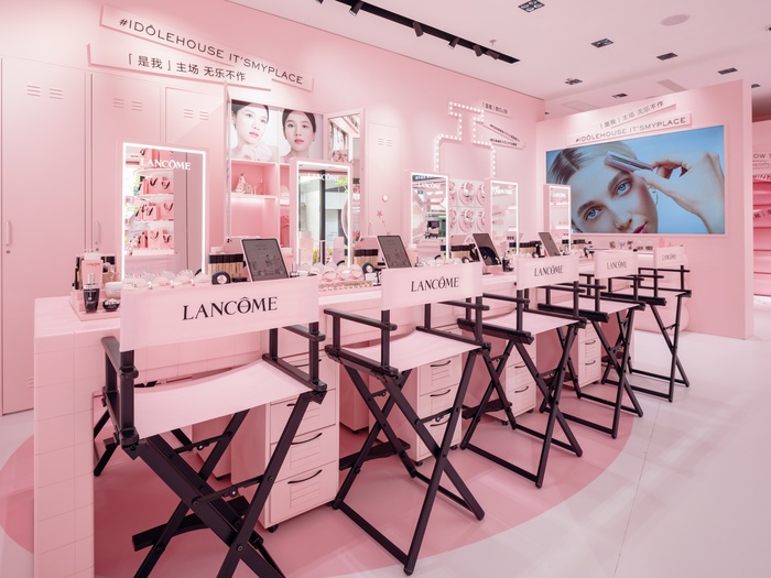 兰蔻“粉房子”闪现西岸梦中心，爱马仕唇妆新系列诠释蓝色魅力｜是日美好事物  第2张