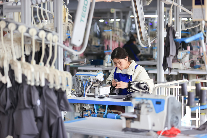 关税降了	，订单来了，但中国日用品供应商心态变了  第3张