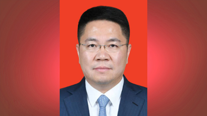 李峰已任上海青浦区委常委 第1张 李峰已任上海青浦区委常委 第1张