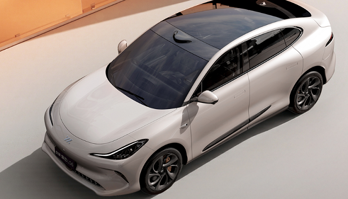 一周新车盘点 | 小米推出SU7高性能Ultra车型 2025款小鹏G6正式亮相  第10张