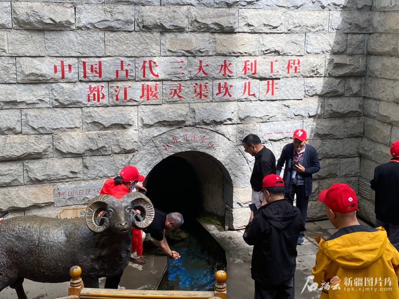 新疆好故事|一家三代和坎儿井的情缘 第7张 新疆好故事|一家三代和坎儿井的情缘 第7张