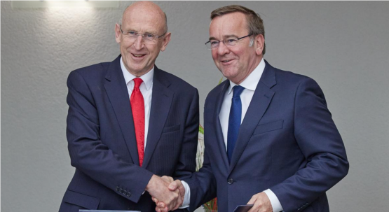 英德宣布开发射程超2000公里导弹，以防务合作加强安全、促进经济  第1张